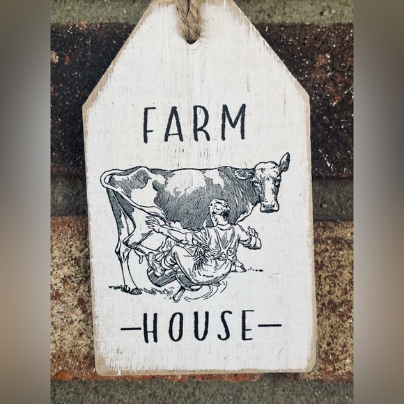 *Farmhouse Milking Cow Wood Tag Ornament - Picture 9 of 14